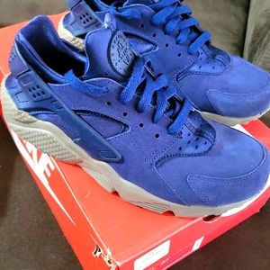 Nike Huarache men's size 8